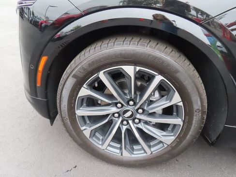 Certified 2024 Cadillac Lyriq Sport AWD/4WD image 8