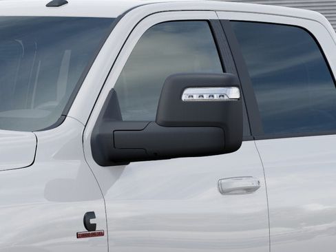 New 2026 RAM 2500 Laramie AWD/4WD image 12