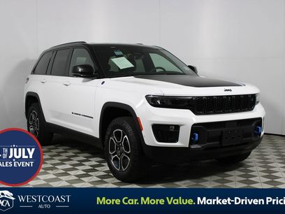 Used 2023 Jeep Grand Cherokee Trailhawk w/ Advanced Protech Group II