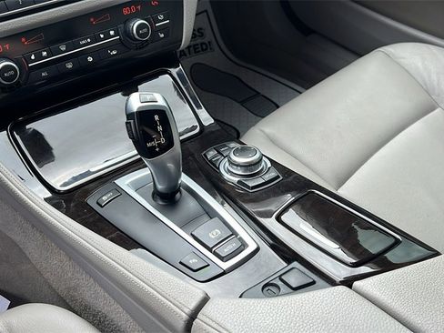 Used 2011 BMW 535i Sedan image 27