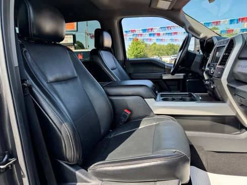 Used 2019 Ford F250 Lariat w/ Lariat Ultimate Package AWD/4WD image 15