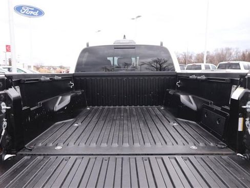 Used 2023 Toyota Tacoma SR5 image 7