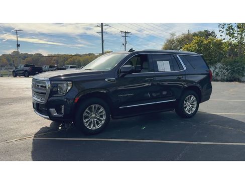 Used 2023 GMC Yukon SLT image 4
