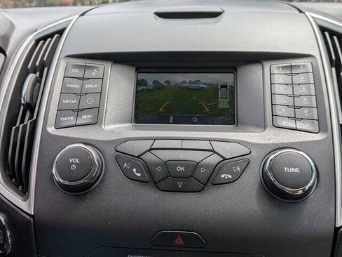 Used 2018 Ford Edge SEL w/ Class II Trailer Tow Package FWD image 23