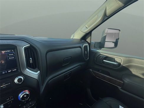 Used 2023 GMC Sierra 2500 Denali w/ Denali Black Diamond Edition image 33