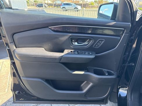 Used 2023 Honda Pilot Elite image 16