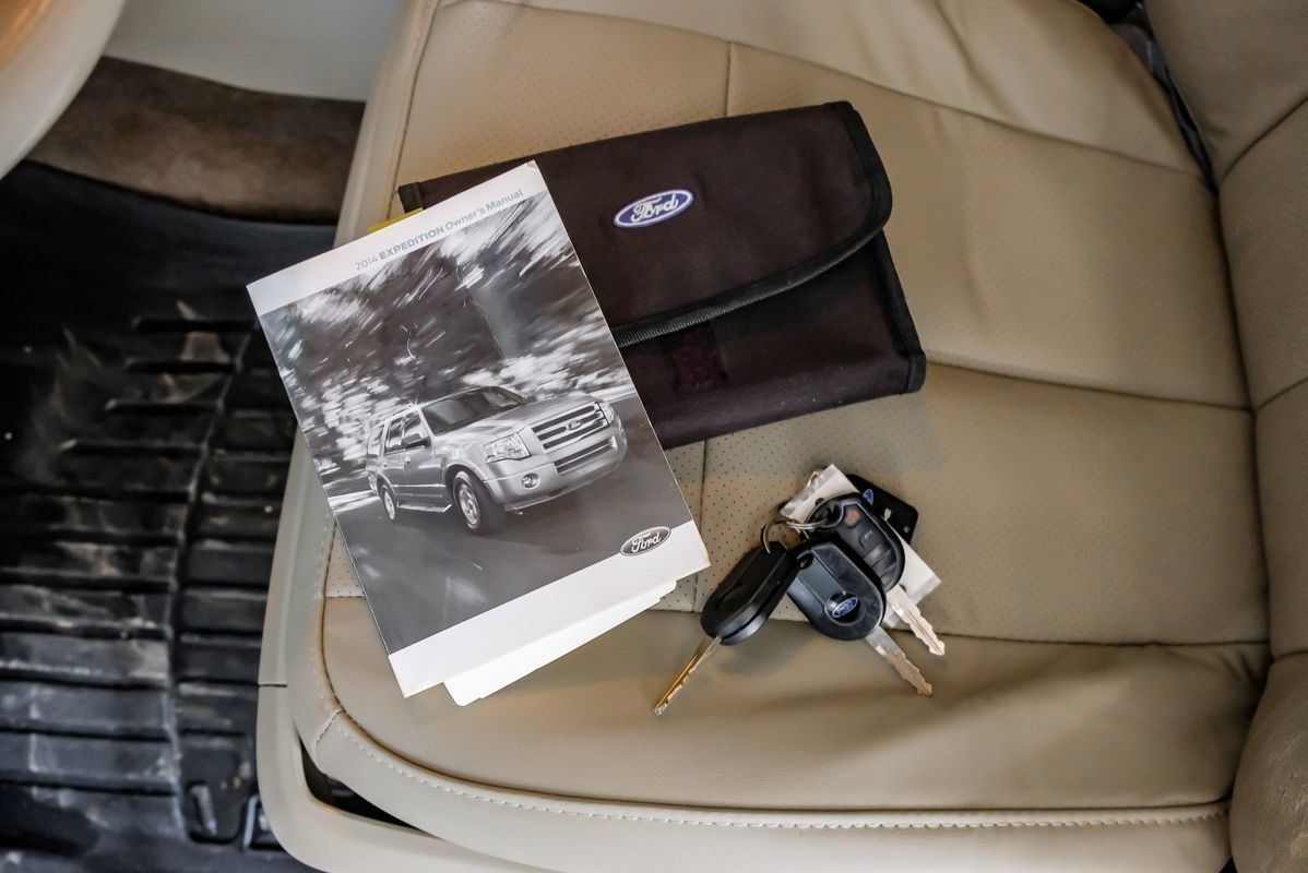 Used 2014 Ford Expedition EL Limited w/ Equipment Group 301A AWD/4WD image 64