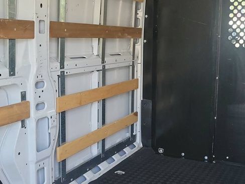 Used 2025 RAM ProMaster 2500 w/ U-Haul Equipment Group FWD image 12