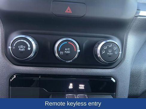 Used 2023 RAM 1500 Big Horn AWD/4WD image 14