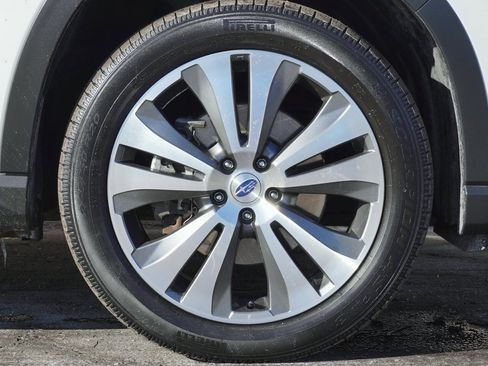 Used 2019 Subaru Ascent Touring image 8