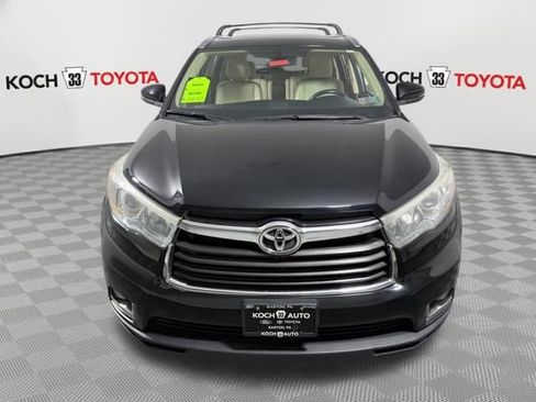 Used 2016 Toyota Highlander Limited image 2