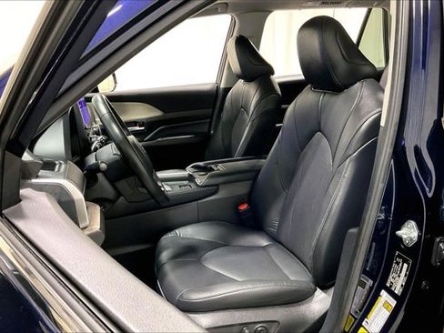 Certified 2024 Toyota Grand Highlander AWD image 26