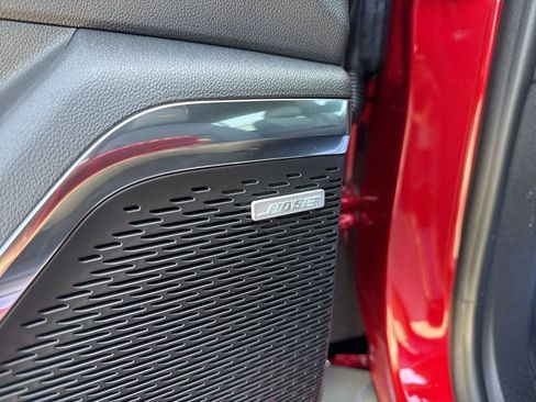 New 2026 Chevrolet Traverse Z71 w/ Enhanced Driving Package AWD/4WD image 17