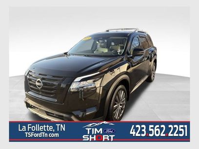Used 2024 Nissan Pathfinder SL w/ SL Premium Package