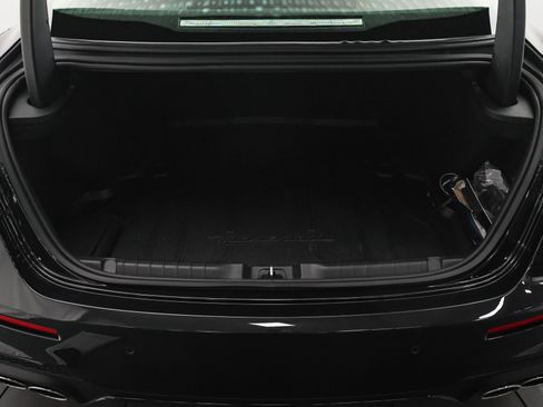 New 2024 Maserati Ghibli Modena image 7