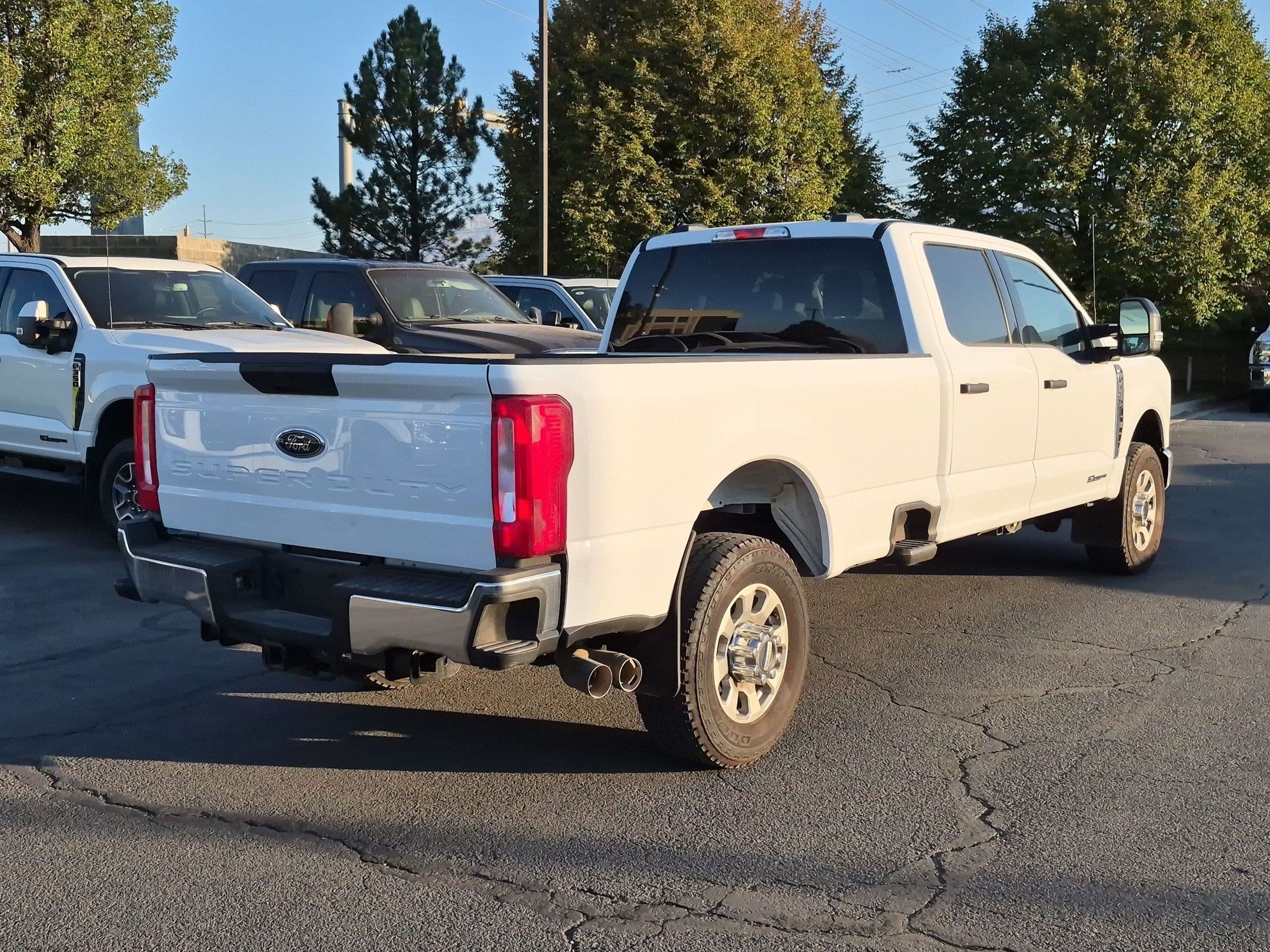 Used 2024 Ford F350 XLT w/ FX4 Off-Road Package AWD/4WD image 3