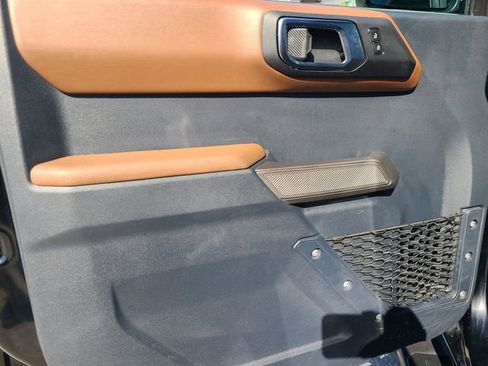 Used 2023 Ford Bronco Outer Banks image 18