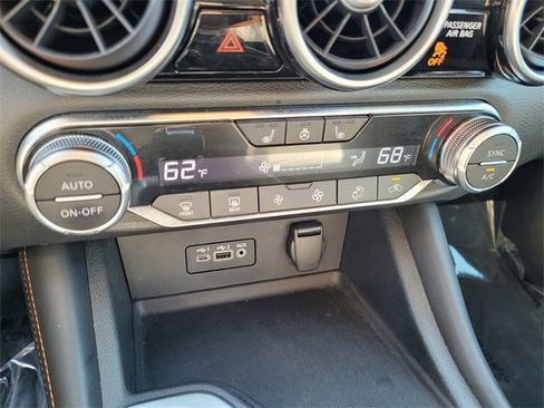 Used 2023 Nissan Sentra SR w/ SR Premium Package image 20