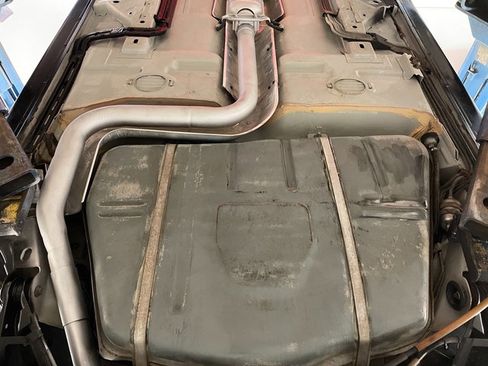 Used 1991 Cadillac Allante image 22