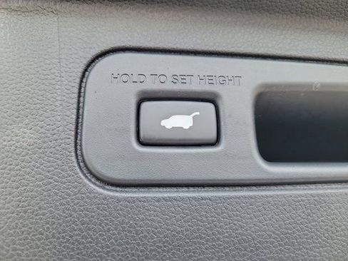 Certified 2025 Honda Pilot TrailSport image 13