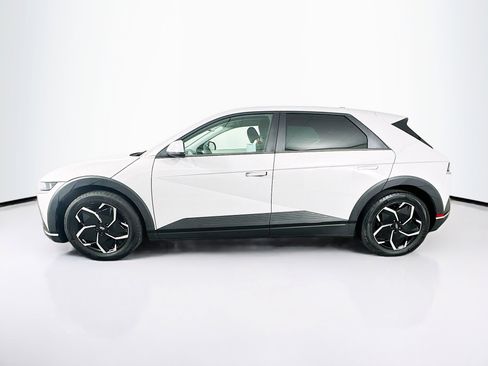 Used 2024 Hyundai Ioniq 5 SEL RWD image 4