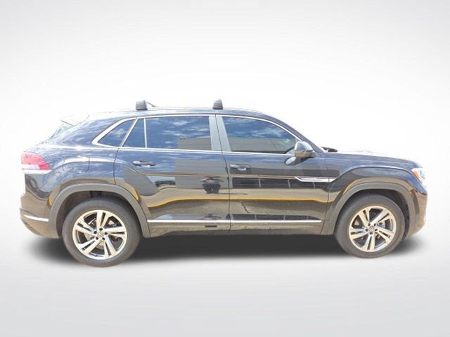 Used 2024 Volkswagen Atlas Cross Sport SEL R-Line AWD/4WD image 8