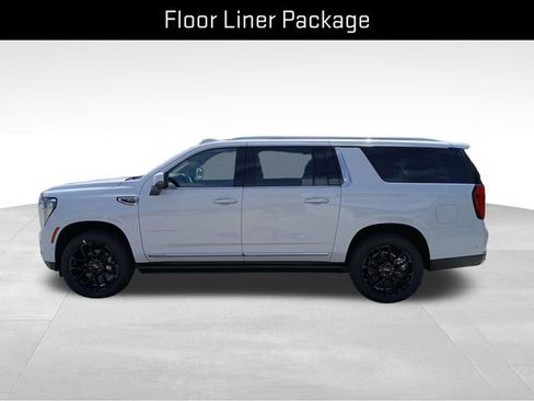 New 2026 GMC Yukon XL Denali w/ Sun & Power Step Package AWD/4WD image 2