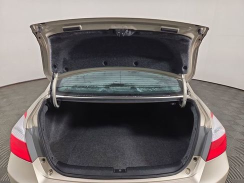 Used 2015 Honda Accord Sport image 29