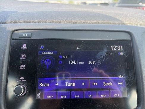 Used 2019 Honda HR-V Sport image 14