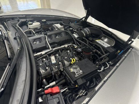 Used 2006 Chevrolet Corvette Convertible w/ Preferred Equipment Group RWD image 28