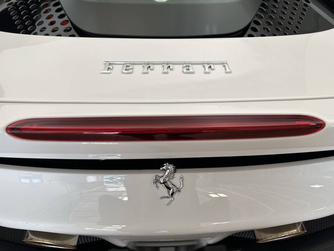 Used 2023 Ferrari SF90 Stradale AWD/4WD image 28