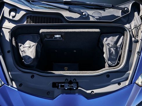 Used 2023 Lamborghini Huracan Tecnica RWD image 19