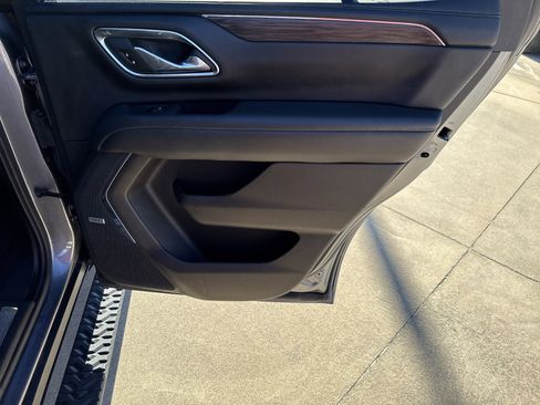 Certified 2021 Chevrolet Tahoe Z71 w/ Luxury Package image 17