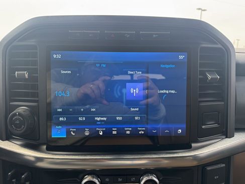 Used 2021 Ford F150 Lariat image 11