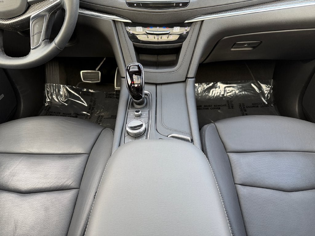 Used 2023 Cadillac XT5 Sportv w/ Technology Package AWD/4WD image 13