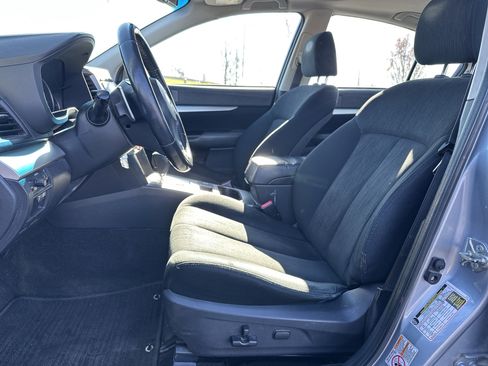 Used 2013 Subaru Legacy 2.5i Premium w/ All-Weather Pkg + Moonroof image 16