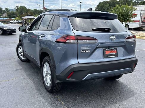 New 2026 Toyota Corolla Cross LE w/ Moonroof Package FWD image 5