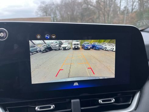 Used 2025 Chevrolet Equinox LT image 23