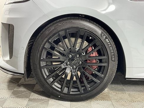 New 2026 Land Rover Range Rover Sport SV image 9