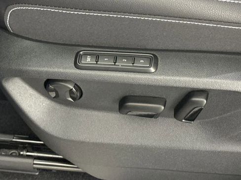 New 2026 Volkswagen Atlas Cross Sport SEL image 15