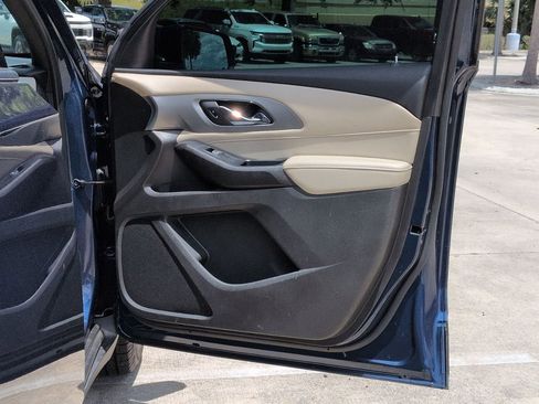 Used 2023 Chevrolet Traverse LS w/ Safety Package FWD image 19