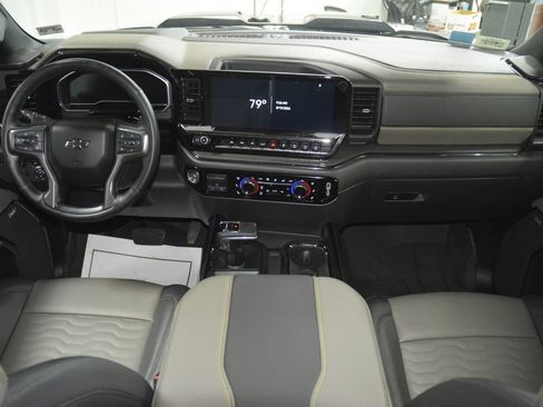 Used 2025 Chevrolet Silverado 1500 ZR2 w/ Technology Package AWD/4WD image 33