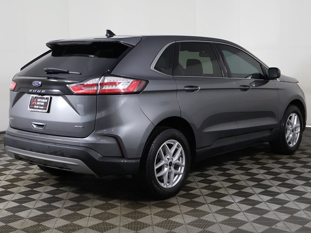 Used 2024 Ford Edge SEL w/ Convenience Package AWD/4WD image 8