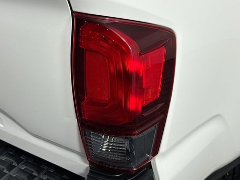 Used 2021 Toyota Tacoma SR image 30