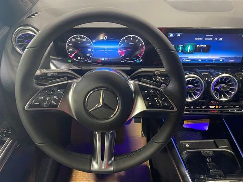 New 2026 Mercedes-Benz GLA 250 4MATIC image 11