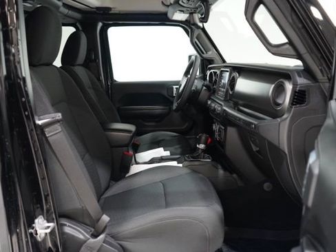 Used 2023 Jeep Wrangler Unlimited Sport AWD/4WD image 34