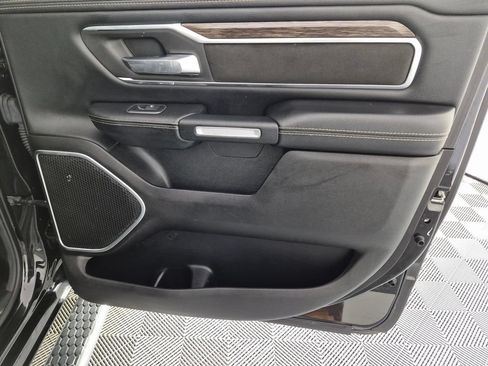 Used 2019 RAM 1500 Laramie AWD/4WD image 33