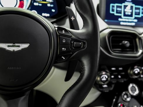 Used 2023 Aston Martin V12 Vantage image 12