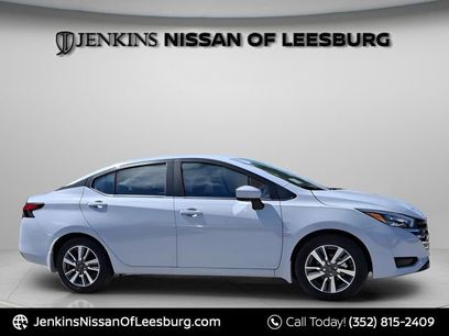 New 2025 Nissan Versa SV w/ Trunk Package