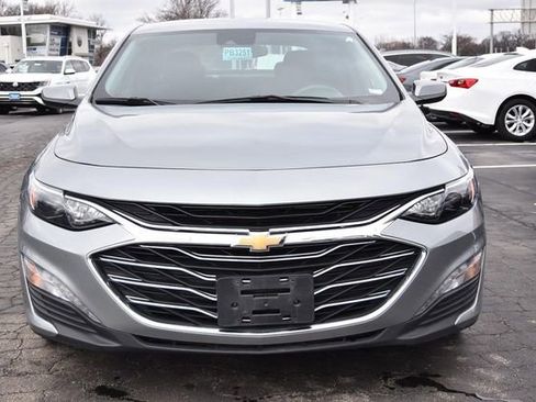 Used 2024 Chevrolet Malibu LT image 4